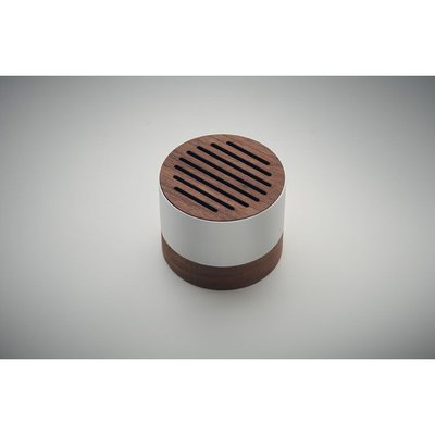 Altavoz inalámbrico de aluminio reciclado