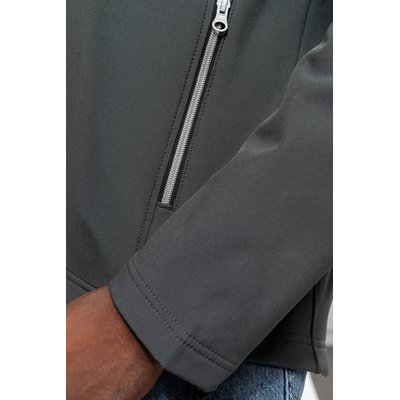 Chaqueta softshell hombre entallada