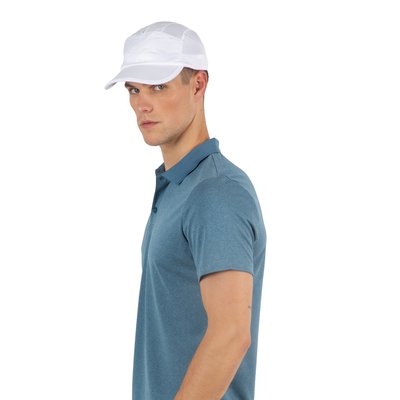 Gorra sport de microfibra