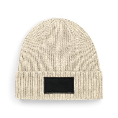 Gorro de punto con parche Beige