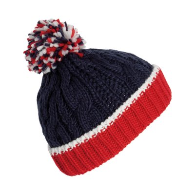 Gorro de punto y pompom