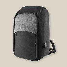 Producto Mochila con Cremalleras Antirrobo y USB