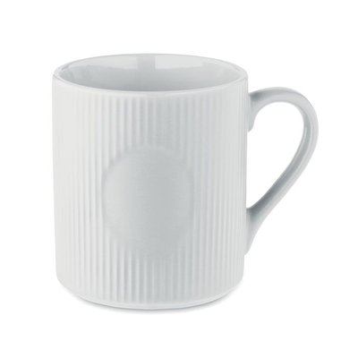 Taza de cerámica estriada mate